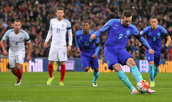 在6人桌 在6人桌